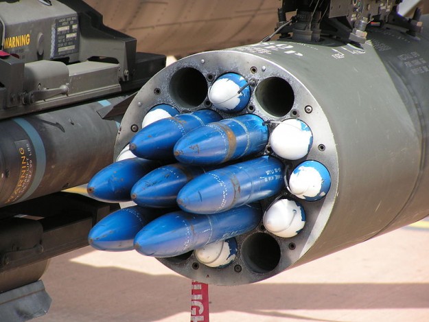 M261 Hydra 70 launch pod with two different munition payloads.